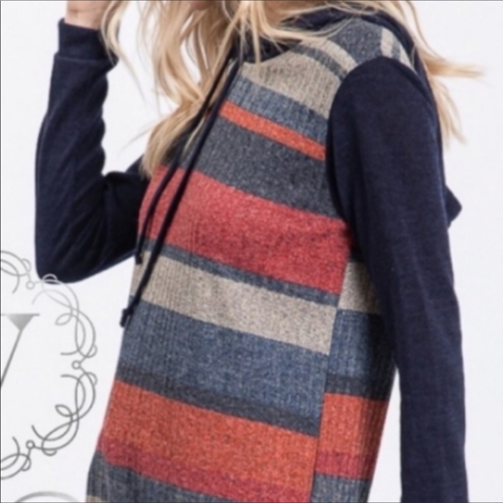 Lightweight Multicolor Striped Pullover - image 7